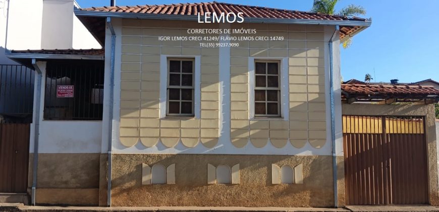 Casa Centro Carmo do Rio Claro/MG