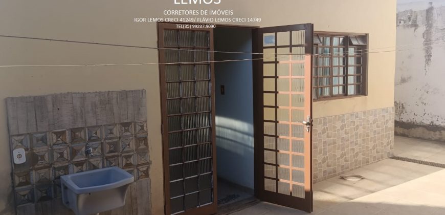 Casa Centro Carmo do Rio Claro/MG