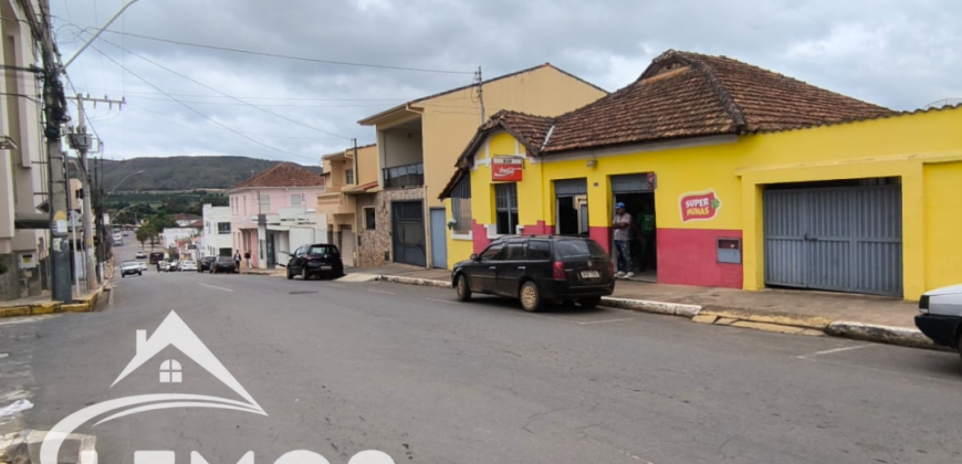 Área de 1170 M² Centro Carmo do Rio Claro/MG