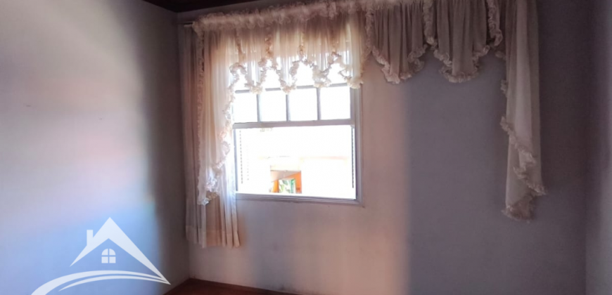 Casa Centro Carmo do Rio Claro/MG