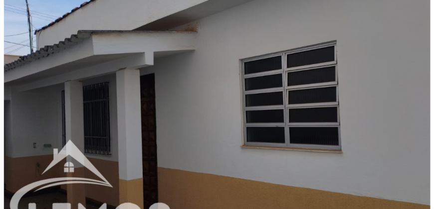 Casa Centro Carmo do Rio Claro/MG