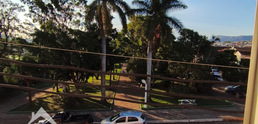 Casa Centro Carmo do Rio Claro/MG