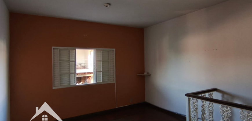 Casa Centro Carmo do Rio Claro/MG