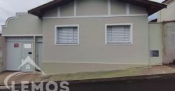 Casa Centro de Carmo do Rio Claro/MG